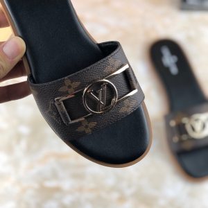 Louis Vuitton Slippers - Image 7