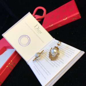 Dior Earrings - Image 3