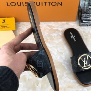 Louis Vuitton Slippers - Image 5