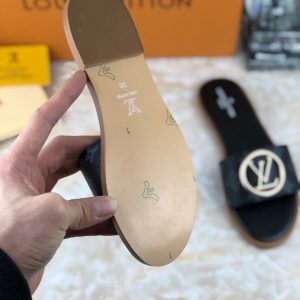 Louis Vuitton Slippers - Image 4