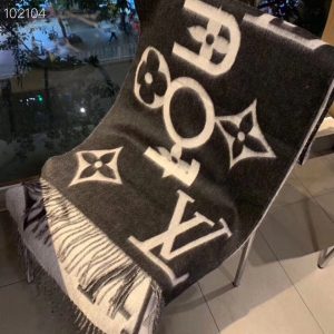 Louis Vuitton scarf - Image 6