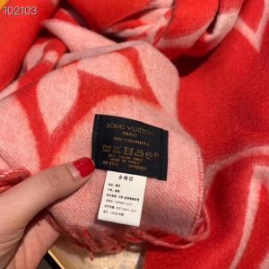 Louis Vuitton scarf - Image 4