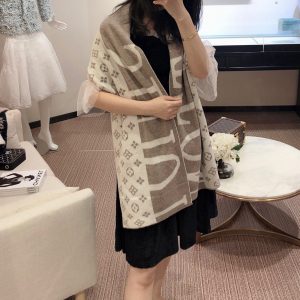 Louis Vuitton scarf - Image 5