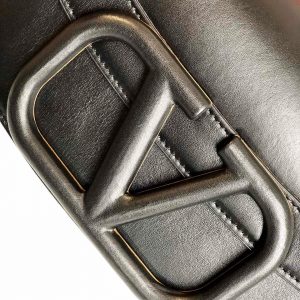 Valentino Garavani Maxi - Image 8