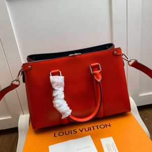 Louis Vuitton TWIST TOTE - Image 6