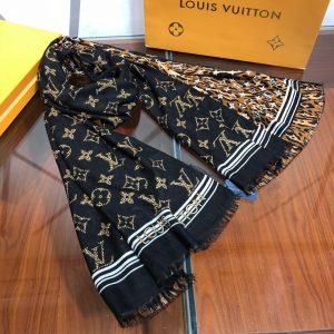 Louis Vuitton scarf - Image 5