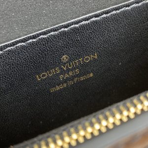Louis Vuitton DAUPHINE BB - Image 3