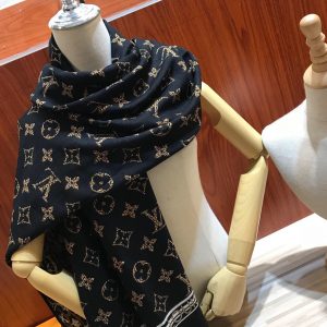 Louis Vuitton scarf - Image 8