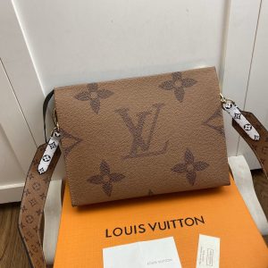 Louis Vuitton MONOGRAM - Image 5