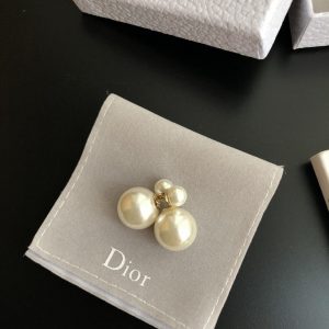 Dior Earrings - Image 6