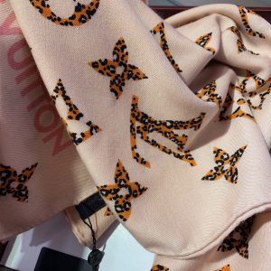 Louis Vuitton scarf - Image 6