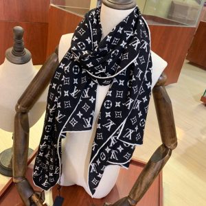 Louis Vuitton scarf - Image 5
