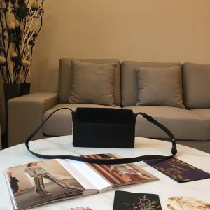 Chloe Faye Shoulder bag - Image 8