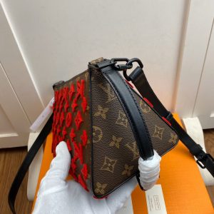 Louis Vuitton MONOGRAM - Image 5