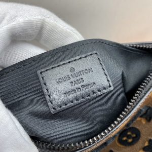 Louis Vuitton MONOGRAM - Image 3