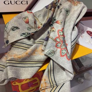 Gucci scarf - Image 4