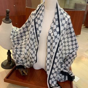 Gucci scarf - Image 6