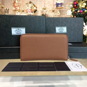 Prada wallet - Image 3