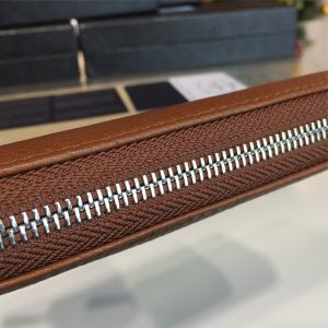 Prada wallet - Image 6