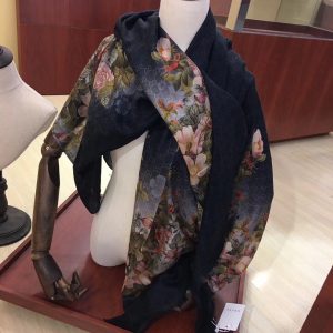 Gucci scarf - Image 6