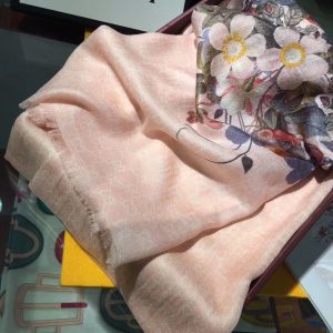 Gucci scarf - Image 8