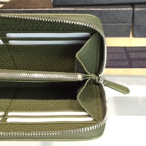 Prada wallet - Image 8