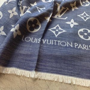 Louis Vuitton Scarf - Image 7