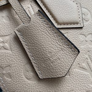 LOUIS VUITTON Alma - Image 9