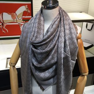 Gucci scarf - Image 12