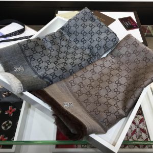 Gucci scarf - Image 9