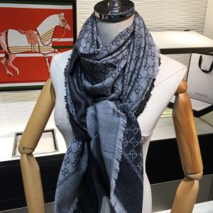 Gucci scarf - Image 4