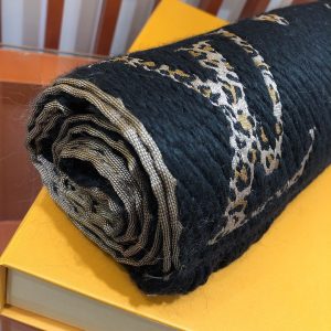 Louis Vuitton scarf - Image 5