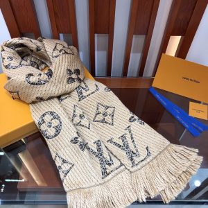 Louis Vuitton scarf - Image 7