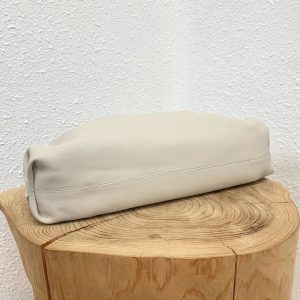 BOTTEGA VENETA Pouch - Image 6