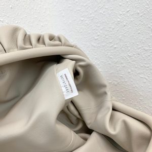 BOTTEGA VENETA Pouch - Image 3