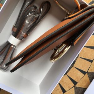 Chloe Faye Shoulder bag - Image 4