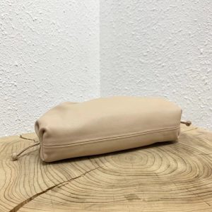 BOTTEGA VENETA Pouch - Image 7