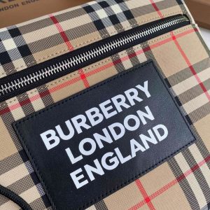Burberry Clutch - Image 7
