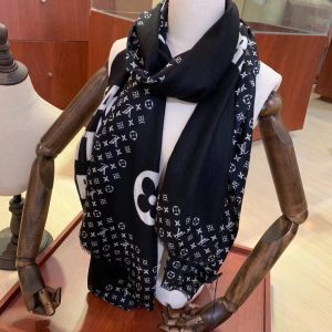Louis Vuitton scarf - Image 3