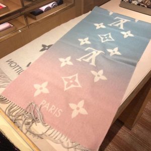 Louis Vuitton scarf - Image 4