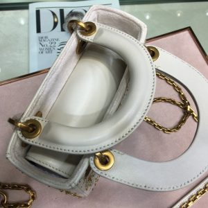 Lady Dior FW18 - Image 5