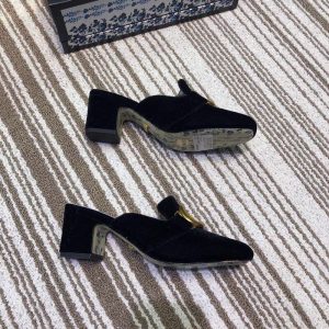 Gucci Slippers - Image 4