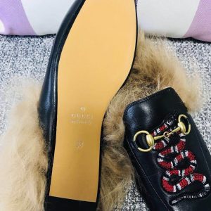 Gucci Princetown Leather Slippers - Image 3