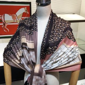 Burberry Scarf - Image 3