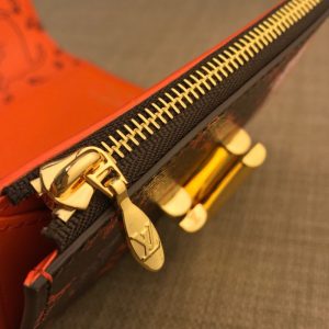 Louis Vuitton TWIST Wallet - Image 4