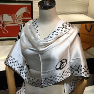 Louis Vuitton Scarf - Image 4