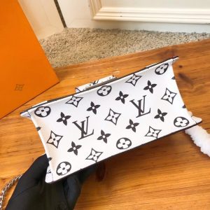 Louis Vuitton Wynwood - Image 6