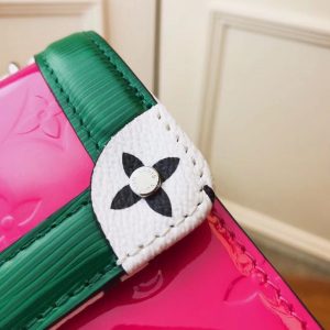 Louis Vuitton Wynwood - Image 5