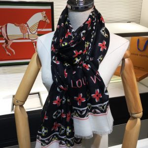 Louis Vuitton Scarf - Image 9