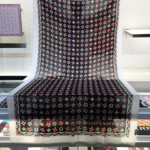 Louis Vuitton Scarf - Image 6